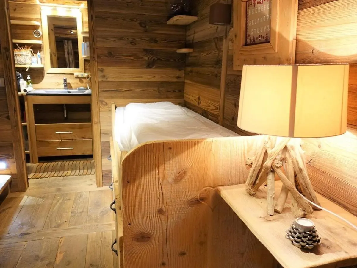 Chalet Cosy 3-4 Pers, Idealement Situe, A 500M Des Pistes Et 100M Des Commerces - Fr-1-342-220 Beaufort